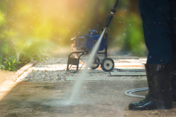 Best Sidewalk and Walkway Cleaning  in Taft Mosswood, CA